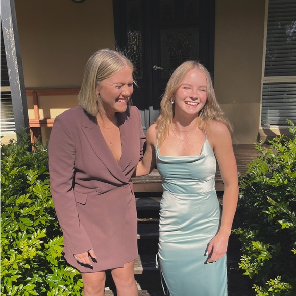 Meet your Posher, Charlotte - Picture 1 of 1